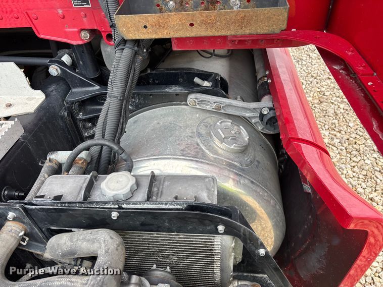 image for item YA2129 2021 Peterbilt 579 semi truck