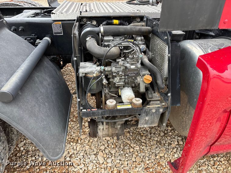 image for item YA2129 2021 Peterbilt 579 semi truck