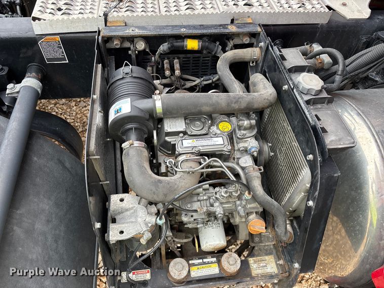 image for item YA2129 2021 Peterbilt 579 semi truck