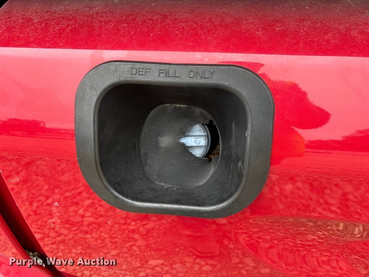 image for item YA2129 2021 Peterbilt 579 semi truck