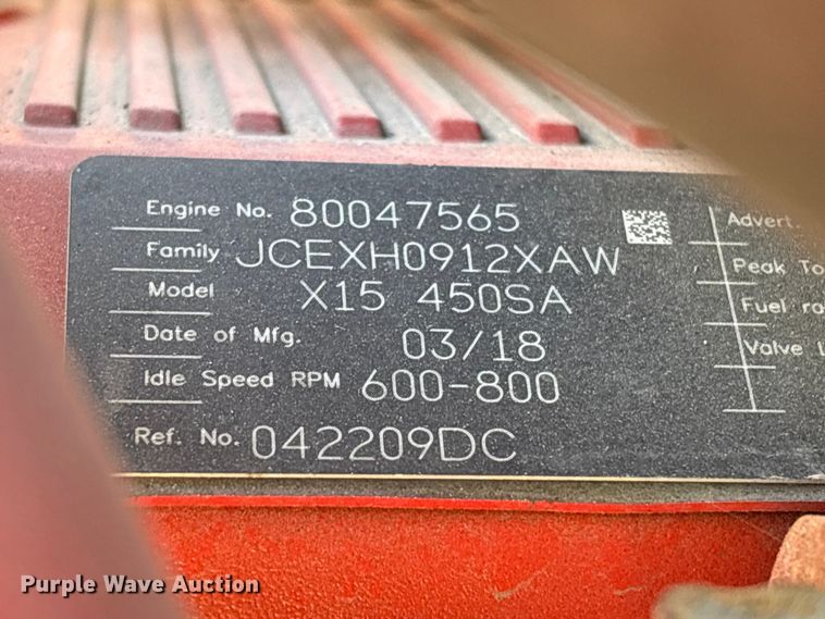image for item YA2432 2019 International LT625 semi truck