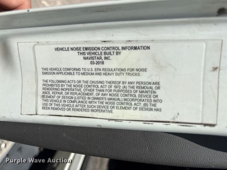 image for item YA2432 2019 International LT625 semi truck