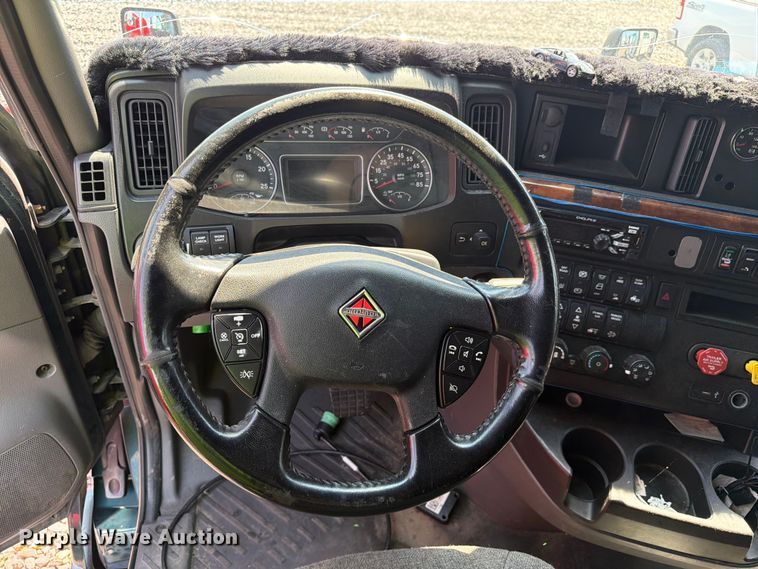 image for item YA2612 2020 International LT625 semi truck