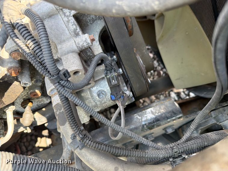 image for item YA2612 2020 International LT625 semi truck