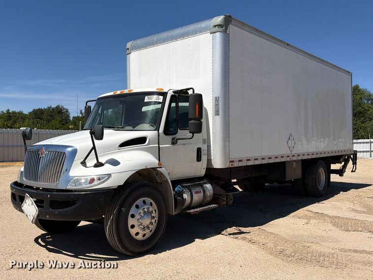 2019 International MA025 box truck