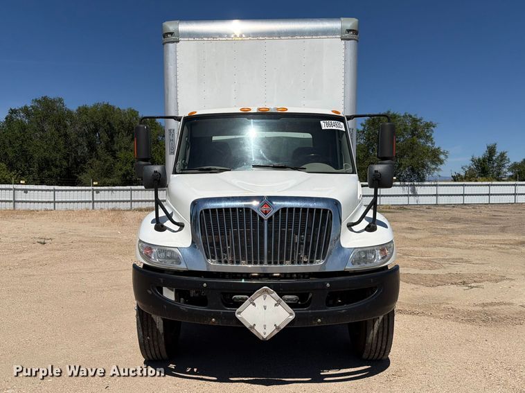 image for item YA2617 2019 International MA025 box truck