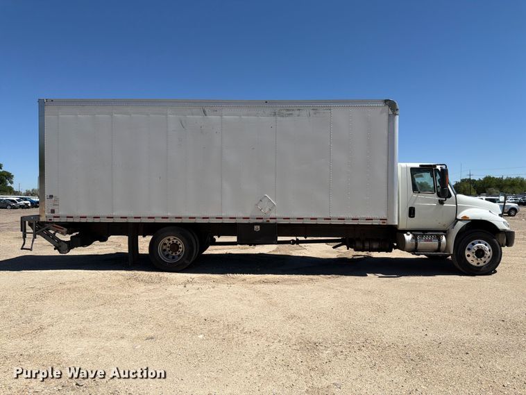 image for item YA2617 2019 International MA025 box truck