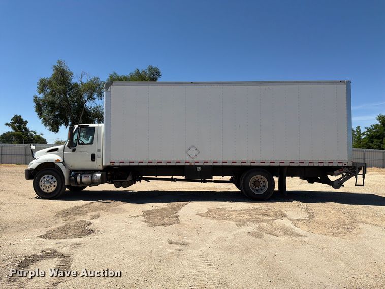 image for item YA2617 2019 International MA025 box truck
