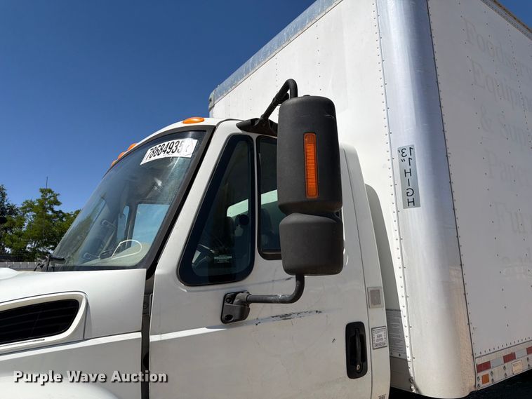 image for item YA2617 2019 International MA025 box truck