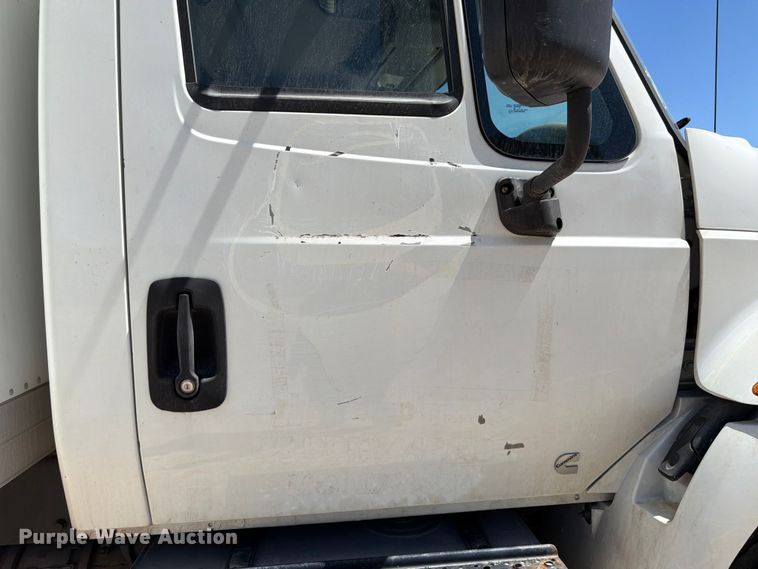 image for item YA2617 2019 International MA025 box truck