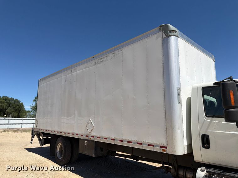 image for item YA2617 2019 International MA025 box truck