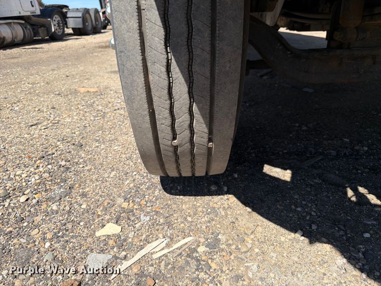 image for item YA2617 2019 International MA025 box truck