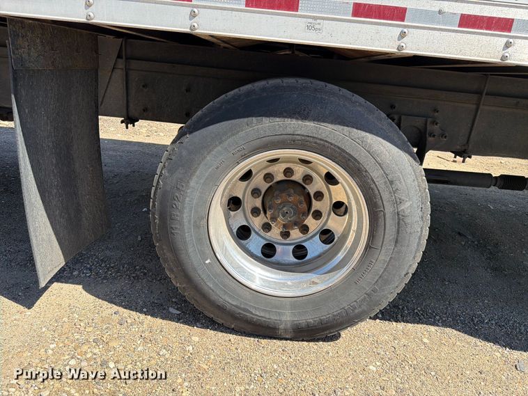 image for item YA2617 2019 International MA025 box truck