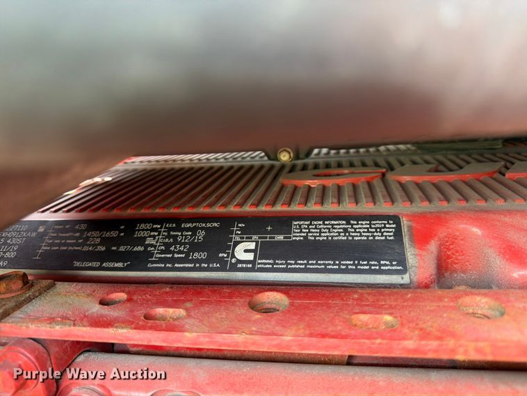 image for item YA2662 2020 International LT625 semi truck