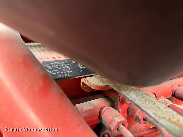 image for item YA2662 2020 International LT625 semi truck