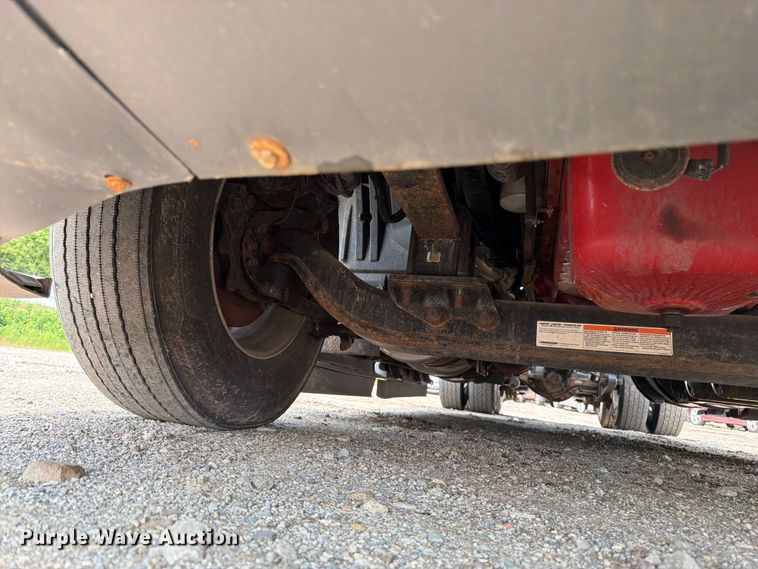 image for item YA2662 2020 International LT625 semi truck