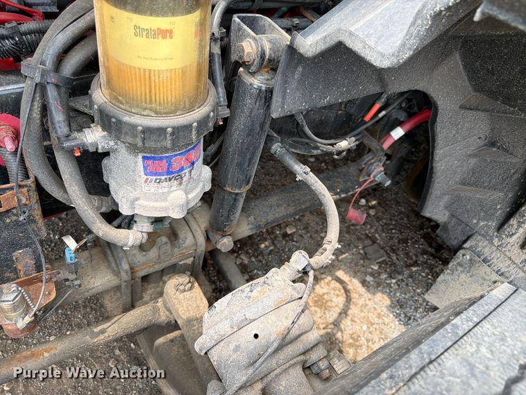 image for item YA2662 2020 International LT625 semi truck