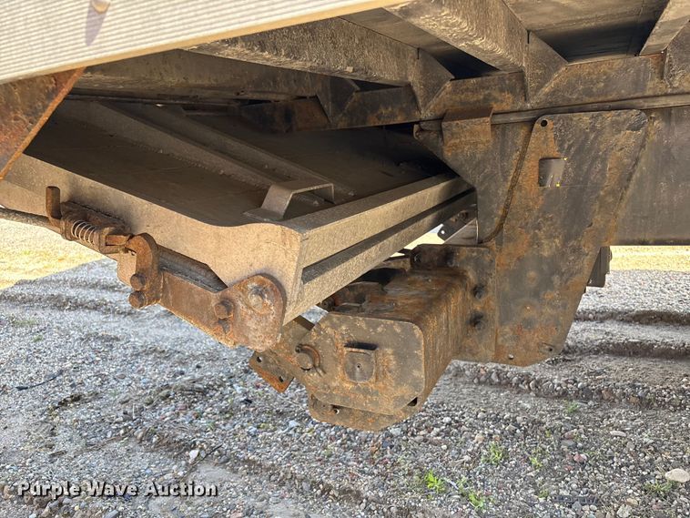 image for item YA2755 2019 International 4300 box truck