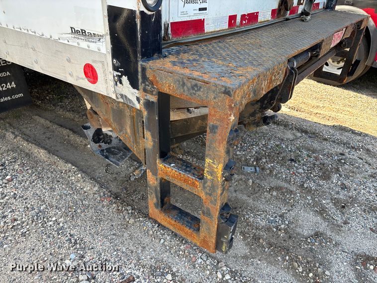 image for item YA2755 2019 International 4300 box truck