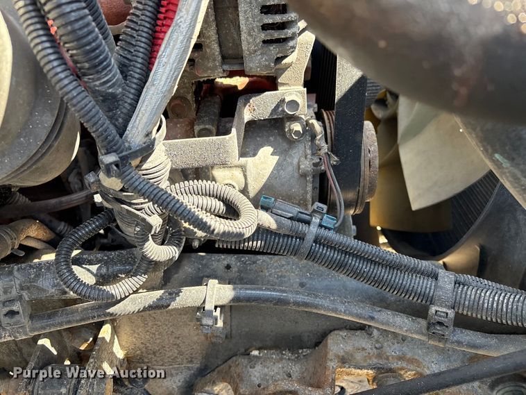 image for item YA2755 2019 International 4300 box truck