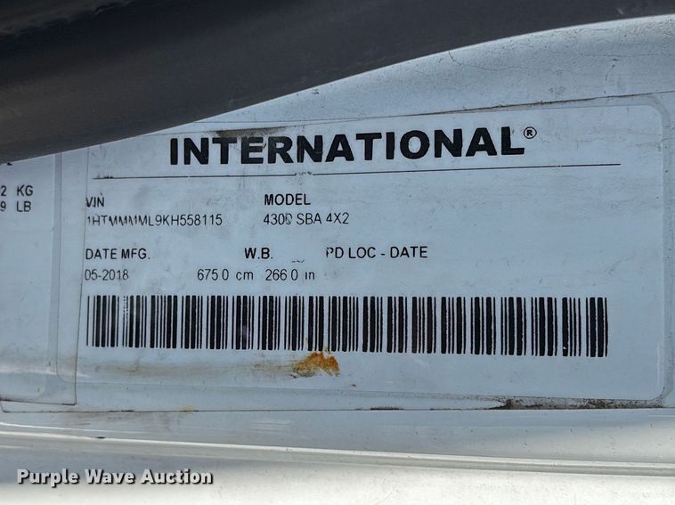 image for item YA2755 2019 International 4300 box truck