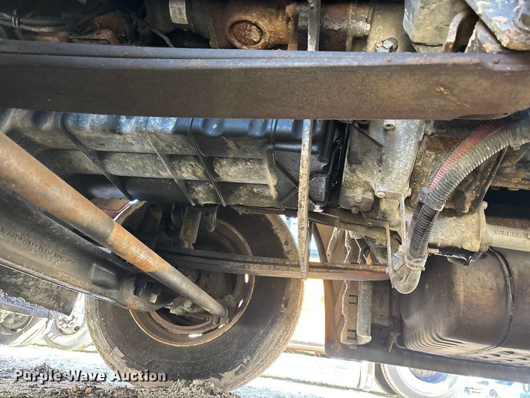 image for item YA3025 2016 Freightliner Cascadia semi truck