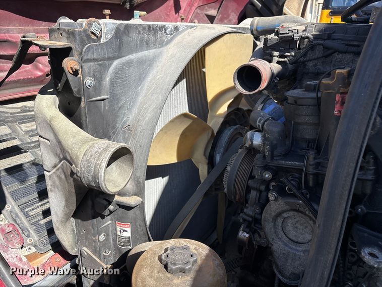 image for item YA3025 2016 Freightliner Cascadia semi truck