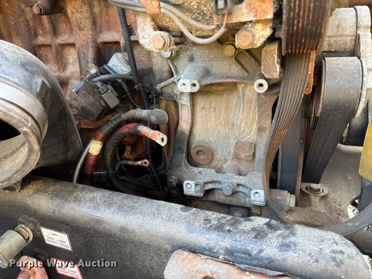 image for item YA3025 2016 Freightliner Cascadia semi truck