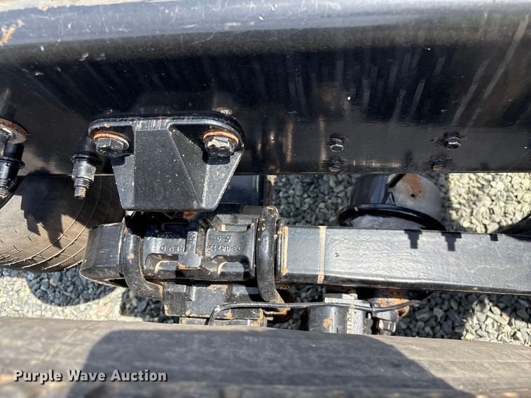 image for item YA3456 2019 Peterbilt 579 semi truck