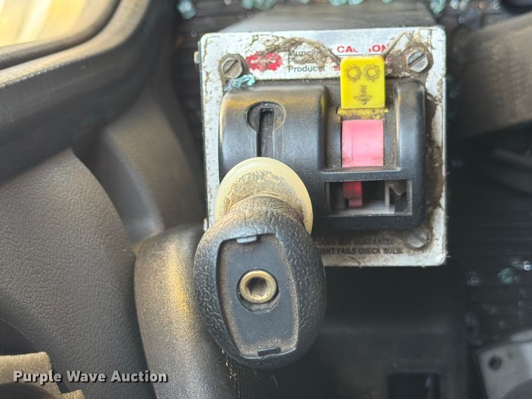 image for item YA3624 2019 Peterbilt 389 semi truck
