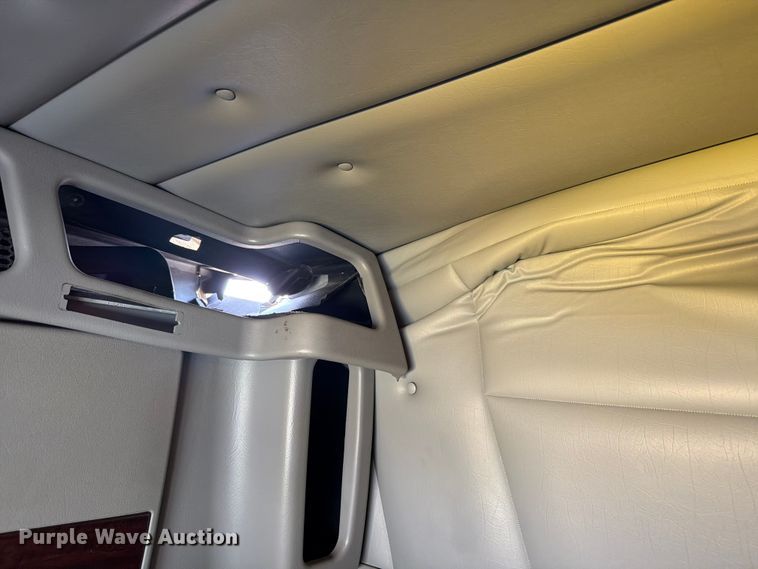 image for item YA3624 2019 Peterbilt 389 semi truck