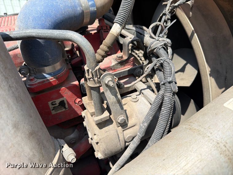 image for item YA3624 2019 Peterbilt 389 semi truck