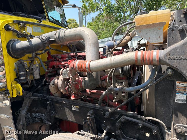 image for item YA3624 2019 Peterbilt 389 semi truck