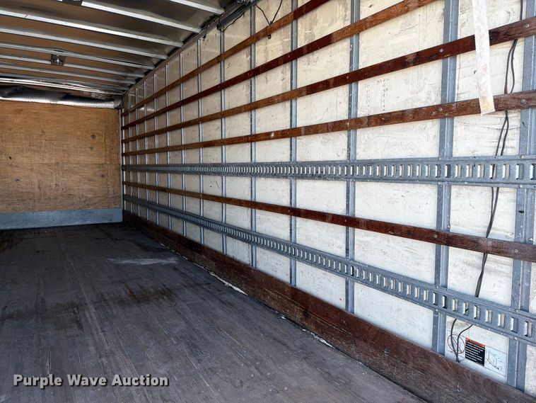 image for item YA3648 2018 Hino box truck