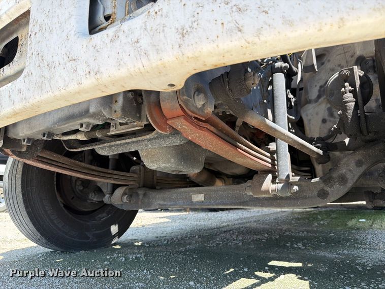 image for item YA3648 2018 Hino box truck