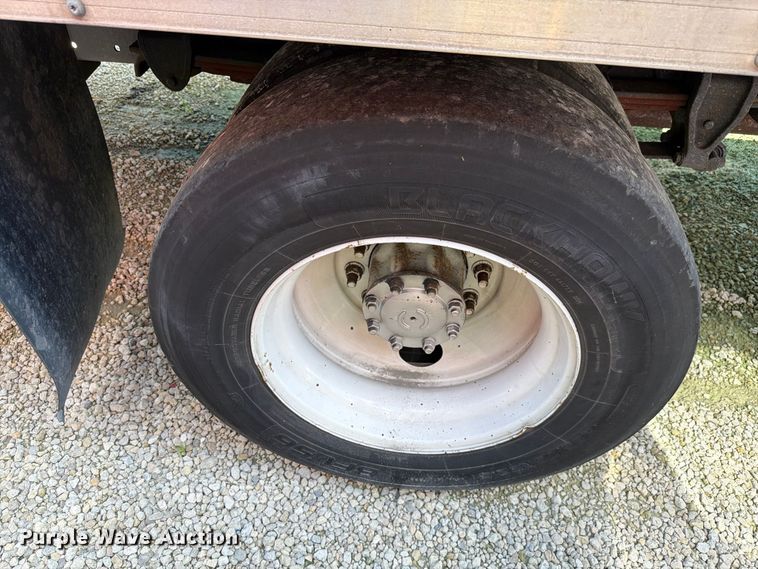 image for item YA3648 2018 Hino box truck