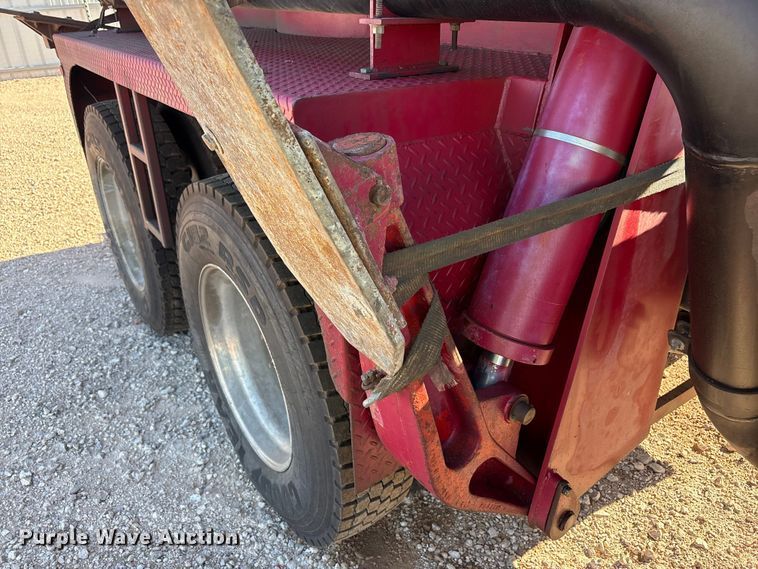 image for item YA3661 2013 Mack GU713 drilling rig truck