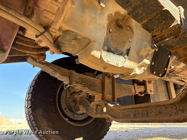 image for item YA3661 2013 Mack GU713 drilling rig truck