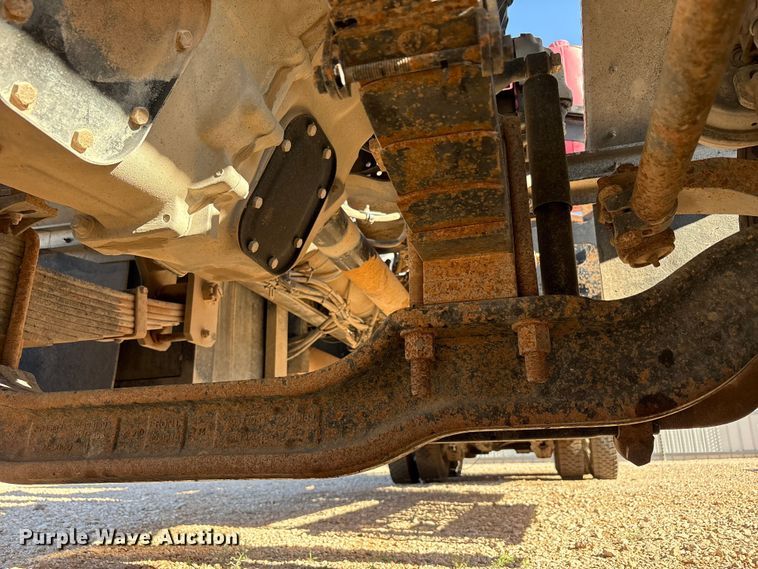 image for item YA3661 2013 Mack GU713 drilling rig truck