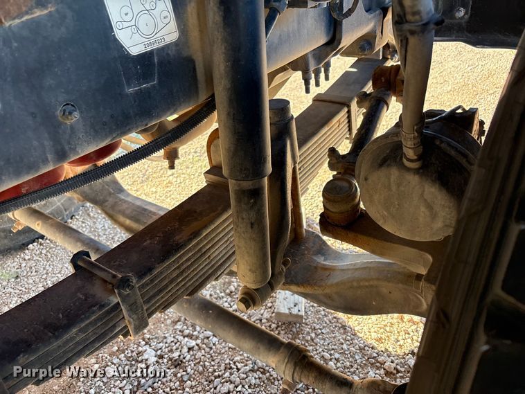 image for item YA3661 2013 Mack GU713 drilling rig truck