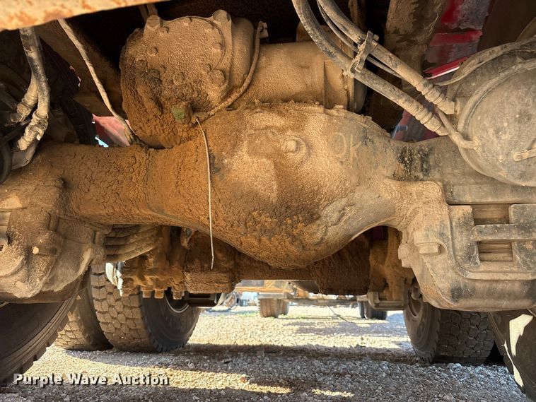 image for item YA3661 2013 Mack GU713 drilling rig truck