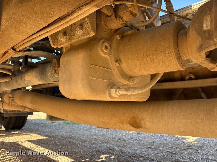image for item YA3661 2013 Mack GU713 drilling rig truck