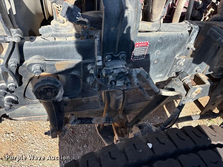 image for item YA3661 2013 Mack GU713 drilling rig truck