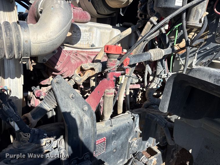 image for item YA3661 2013 Mack GU713 drilling rig truck