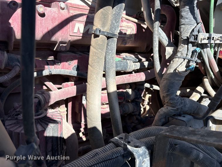 image for item YA3661 2013 Mack GU713 drilling rig truck