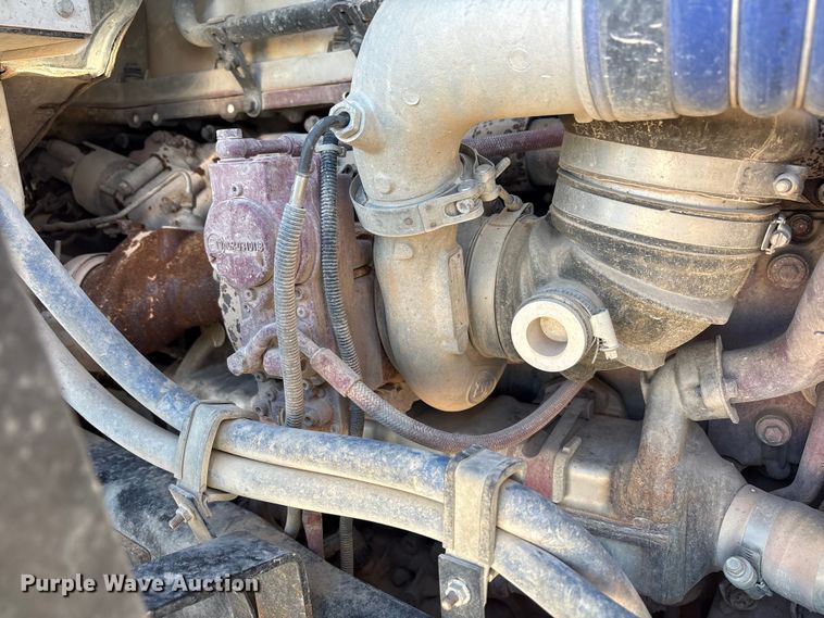 image for item YA3661 2013 Mack GU713 drilling rig truck