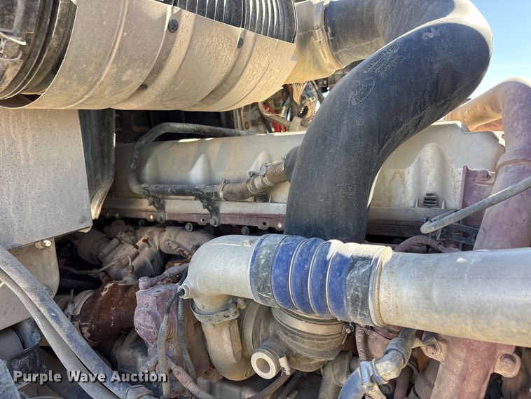 image for item YA3661 2013 Mack GU713 drilling rig truck