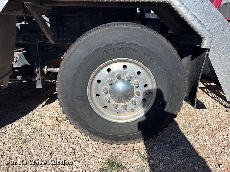 image for item YA3661 2013 Mack GU713 drilling rig truck