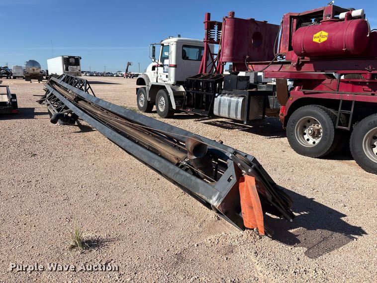 image for item YA3661 2013 Mack GU713 drilling rig truck