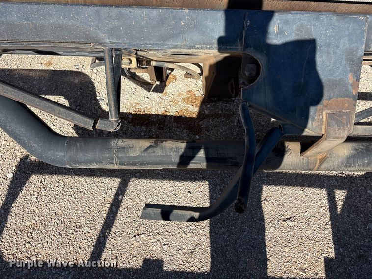 image for item YA3661 2013 Mack GU713 drilling rig truck